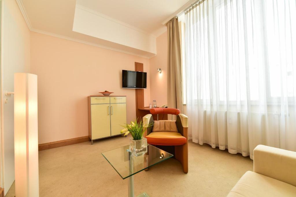 Stadt Hotel อิเซอร์โลห์น ภายนอก รูปภาพ
